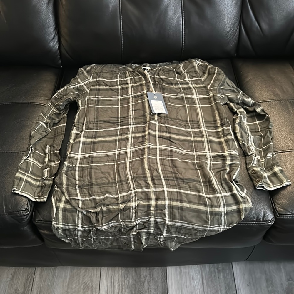 Brand new flannel top